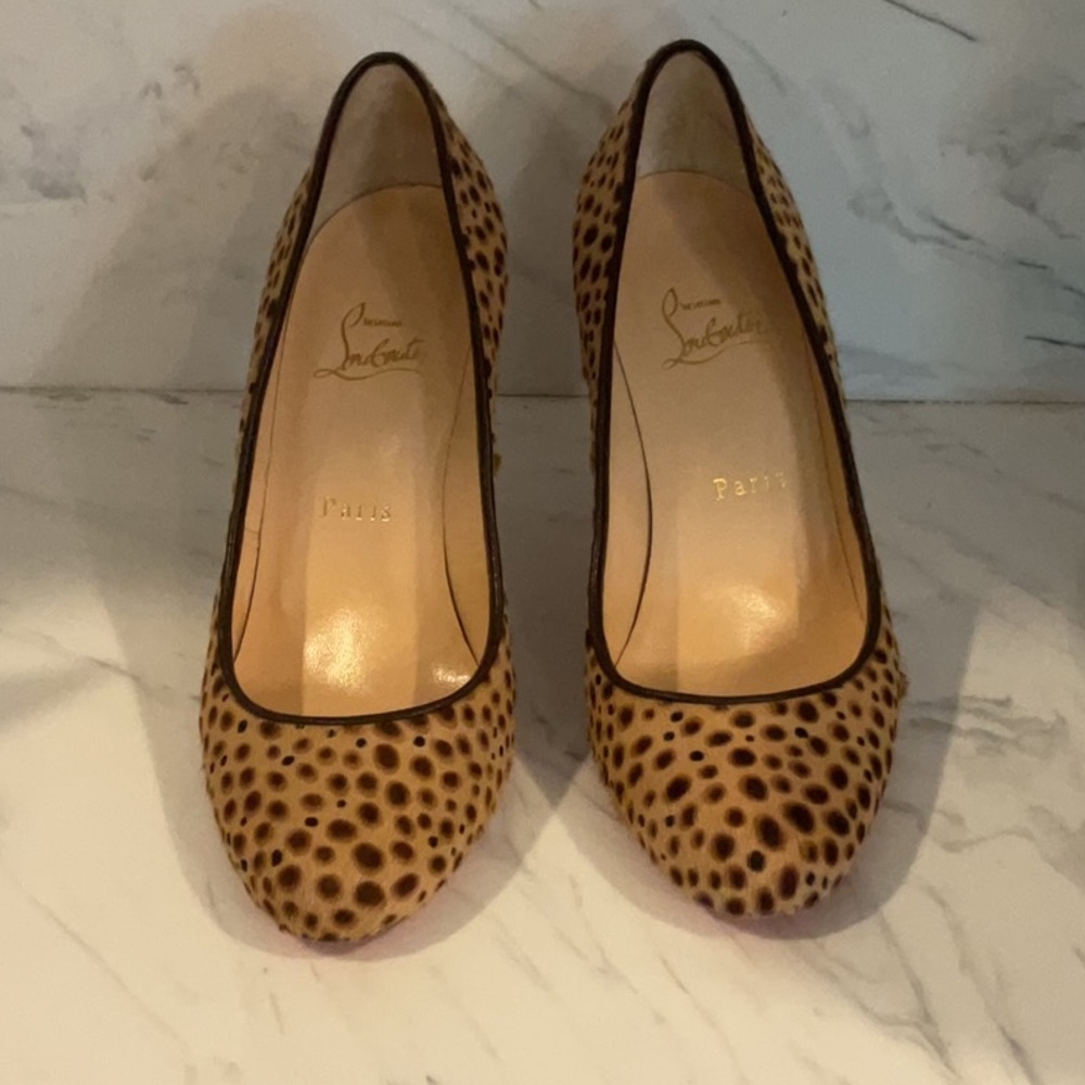 BRAND NEW Christian Louboutin Leopard Print Heels NEVER WORN!!